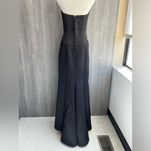 Jessica McClintock Black Bodiced Gown Size 6 - Picture 5 of 8